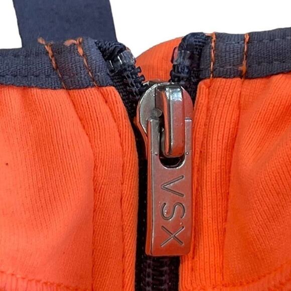 Victoria's Secret VSX Orange Knock Out Front Close Sports Bra size 32C - Picture 4 of 10